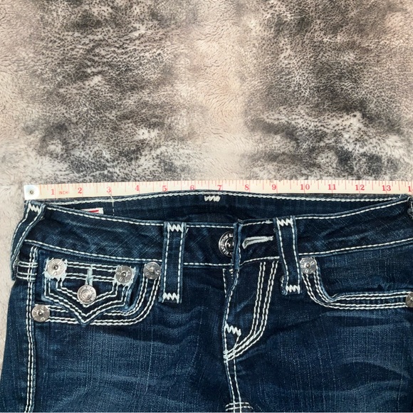 True Religion Indigo Boot Cut Jeans with Authentic Stitching - Picture 2 of 6